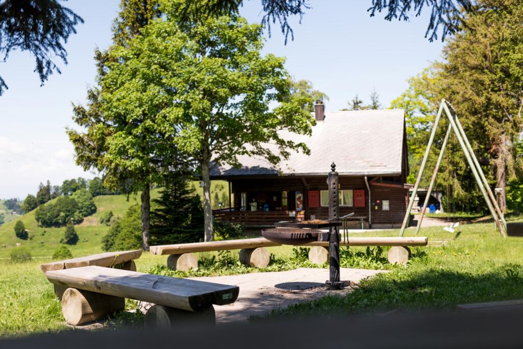 Aussenbereich mit Feuerstelle