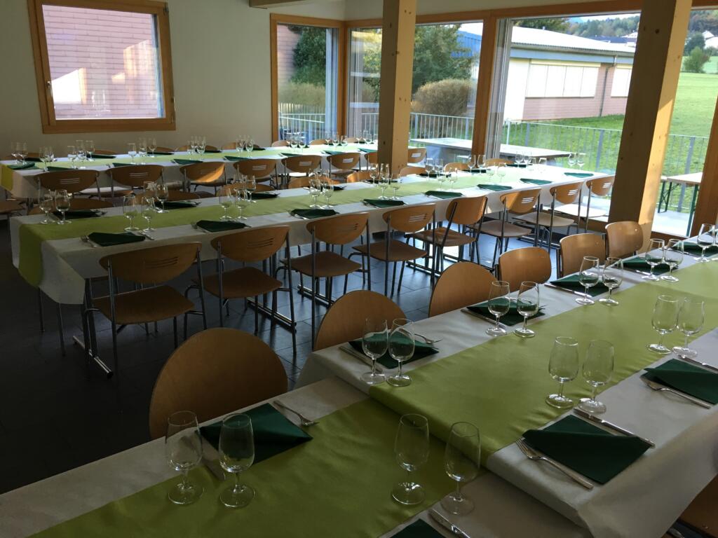 la salle à manger du restaurant 