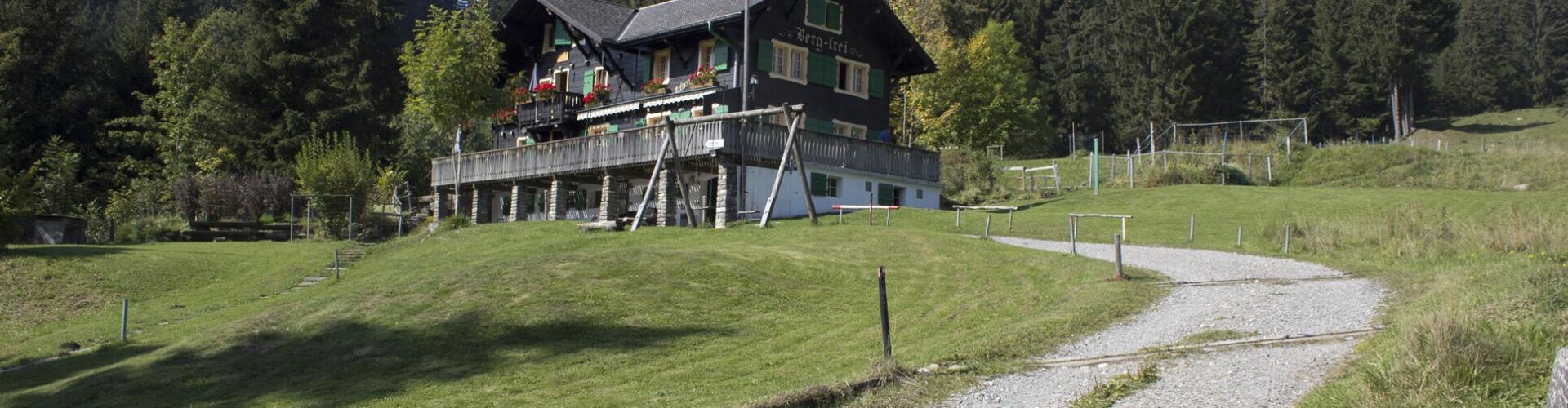 ein Haus in den Bergen